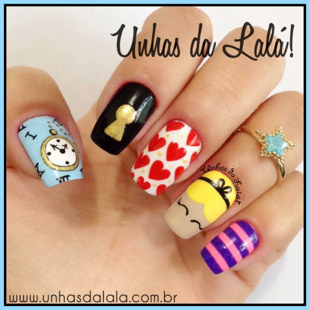 Unhas Decoradas Alice no País das Maravilhas