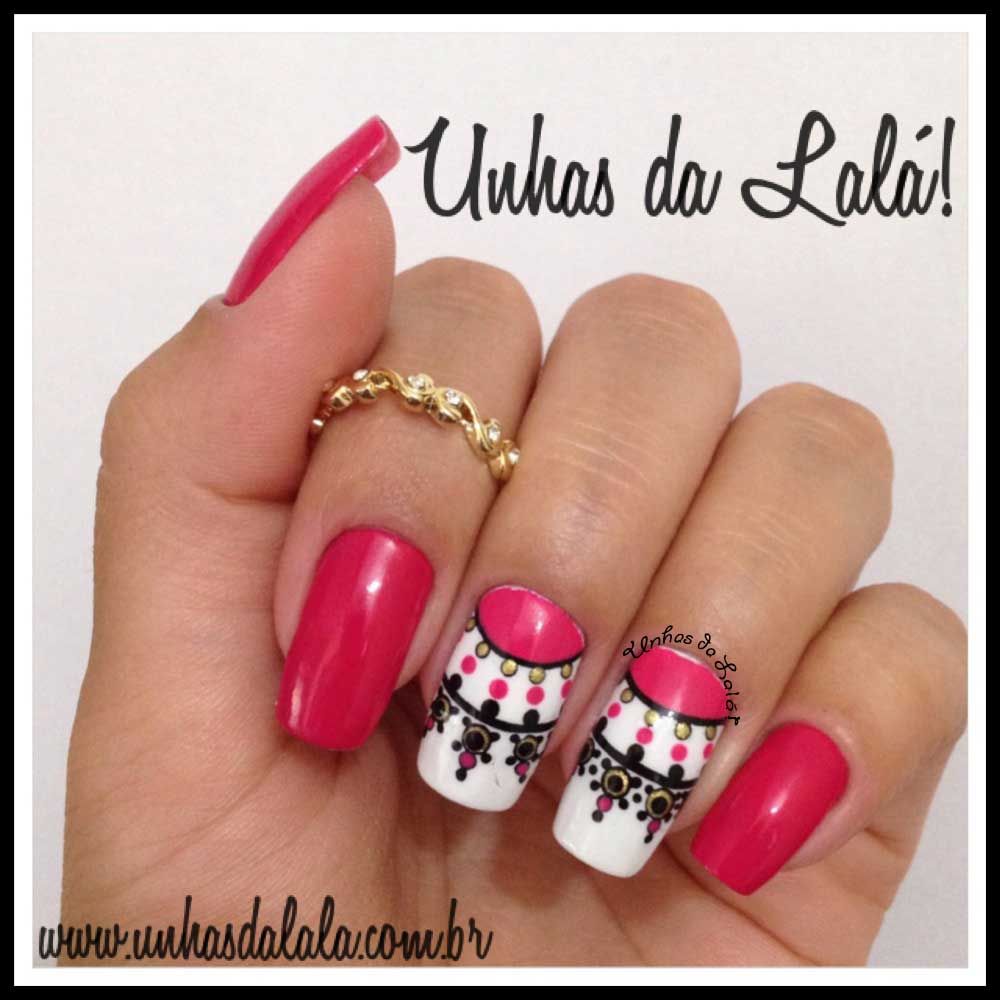 Unhas Decoradas Meia Lua Dourada