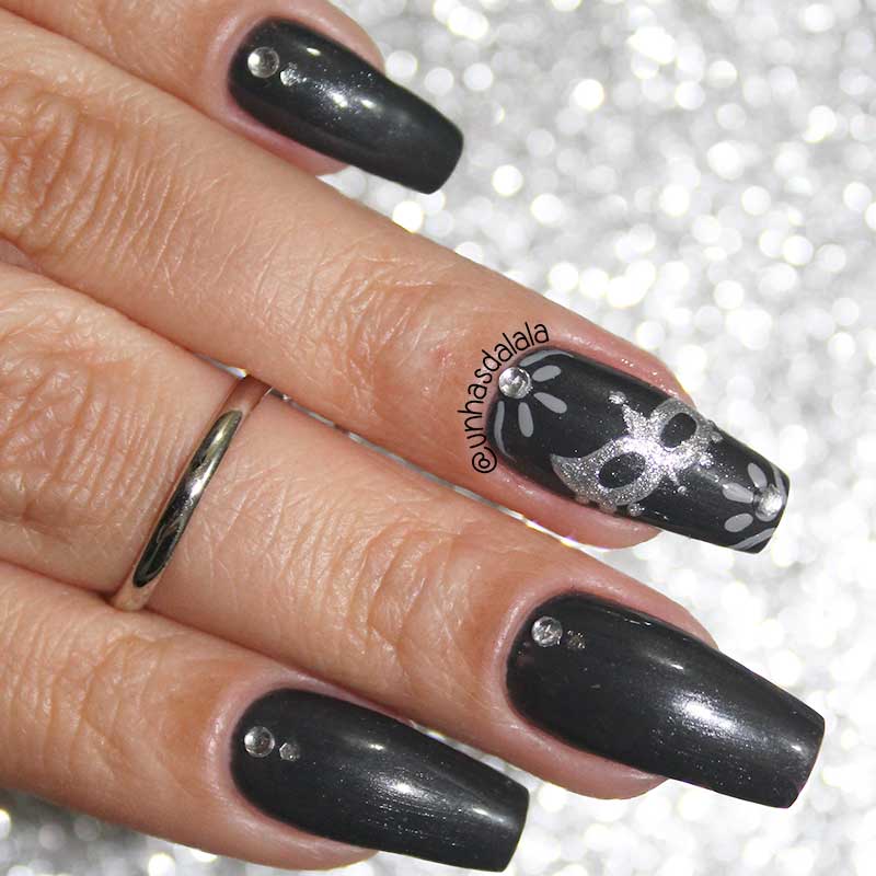 Unhas Decoradas Cinquenta Tons Mais Escuros