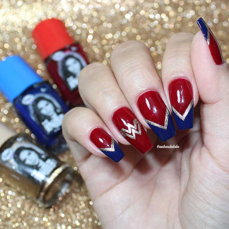 Unhas Decoradas Mulher Maravilha