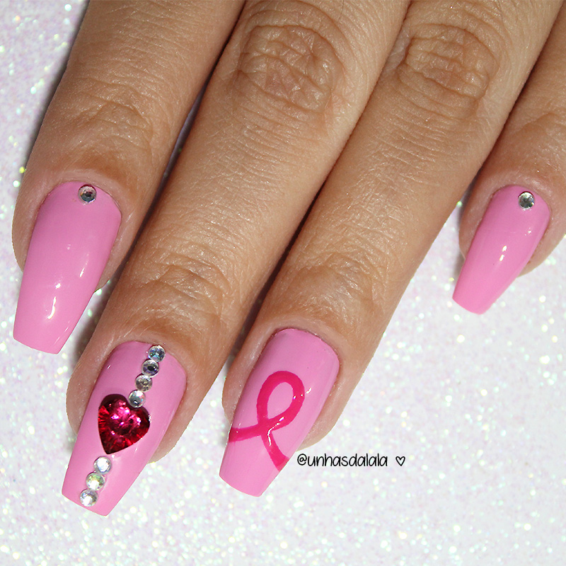 unhas decoradas outubro rosa, outubro rosa, unhas outubro rosa, unhas decoradas outubro rosa, pink october nail art, pink october, joia de unha, unhas com pedrarias, rosa, pink