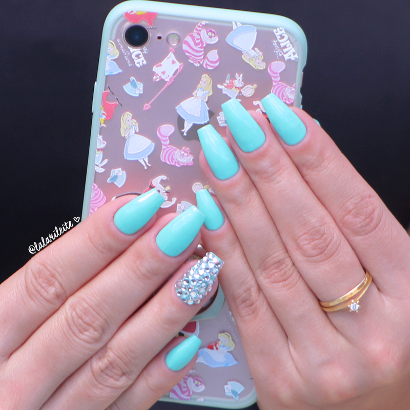 Review Dote Hello Kitty Mousse de Limão, esmalte dote hello kitty, esmalte dote, hello kitty, dote hello kitty, esmalte verde água, esmalte verde tiffany, verde tiffany, verde água, dote mousse de limão, esmalte mousse de limão, dote mousse de limão hello kitty, unhas da lala, larissa leite, resenha dote mousse de limão, resenha hello kitty mousse de limão, blog de dicas, blog moda, blog unhas, blog esmaltes, esmalte, unha com pedraria, joia de unha, unha com joia de unha, filha unica com pedrarias