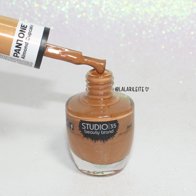recebidos studio 35 cosméticos, studio 35 cosméticos, esmaltes studio 35, nail polish, esmaltes caveira mexicana, esmalte frida kahlo, caveira mexicana, frida kahlo, esmalte pantone, esmalte studio 35 pantone, esmalte glitter. glitter, esmalte vermelho, esmalte azul, esmalte verde militar, esmalte amarelo mostarda, esmalte rosa, esmalte azul claro, esmalte nude, unhas da lala, larissa leite, blog unhas da lala, lala, blog de unhas, blog de esmalte, blog larissa leite