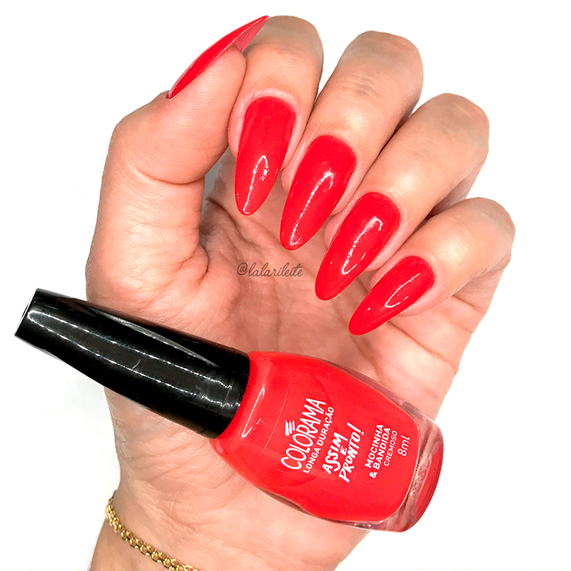 como limpar esmalte, como limpar esmalte vermelho, como limpar esmalte escuro, dica limpar esmalte vermelho, unhas da lala, larissa leite, larissa leite unhas, esmalte vermelho, truque limpar esmalte vermelho, truque limpar esmalte escuro, unhas vermelhas, red nails, esmalte colorama, smalte colorama mocinha e bandida, base fortalecedora lu cayres, cuticula feita, cuticula fundinha, unhas feitas, como usar esmalte vermelho