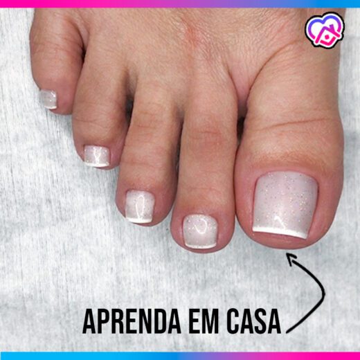 como fazer as unhas, como fazer as unhas dos pés, como tirar cutícula dos pés, como fazer as unhas, fazer as unhas, fazer as unhas dos pés, unhas dos pés com francesinha, como fazer francesinha, como fazer francesinha nos pés, como fazer francesinha perfeita, adesivo de francesinha caseiro, cutilagem dos pés, cutilagem perfeita, cutilagem perfeita dos pés, como fazer as unhas em casa, como fazer as unhas dos pés em casa, cutilagem passo a passo, faby cardoso, cindy unhas, gabriela becker, larissa leite, larissa leite unhas, unhas da lala, dicas de unhas