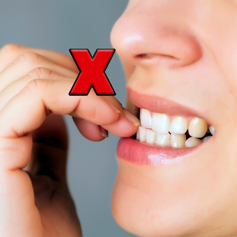 como cuidar das unhas, cuidando das unhas, dicas de como cuidar das unhas em casa, como cuidar das unhas em casa, cuidando das unhas em casa quarentena, quarentena, materiais para fazer as unhas, não use acetona, removedor de esmalte, dicas bases fortalecedoras, dicas de extra brilho, produtos para hidratar unhas mãos e cutículas, como hidratar unhas, como hidratar mãos, como hidratar cutículas, esmalte vencido, não use esmalte vencido, larissa leite unhas, higienizar unhas, como cuidar das unhas coronavirus, dicas de unhas, larissa leite, unhas da lala