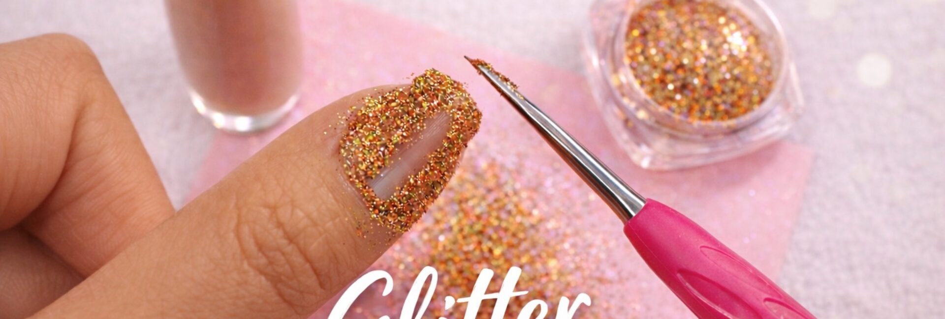 Como aplicar glitter no esmalte sem erro