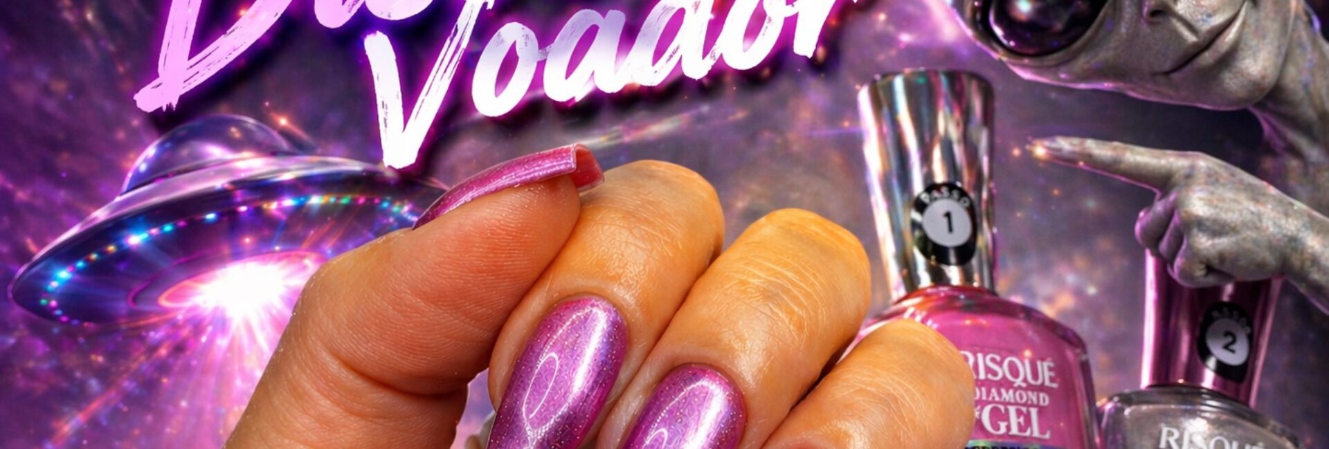 Esmaltação rosa metálico com top coat holográfico: a combinação de Disco Voador e Cyber Colors