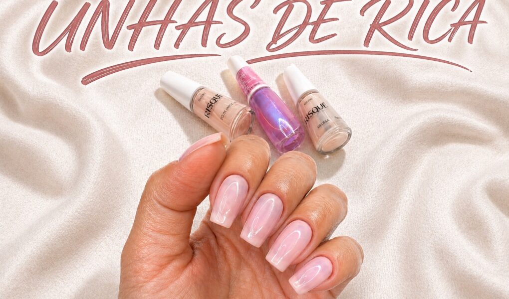 Unhas rosadas com efeito perolado: a combinação de Risqué, Impala e Colorama