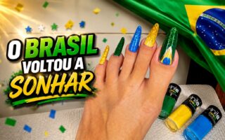Unhas decoradas para a Copa do Mundo com as cores da bandeira do Brasil