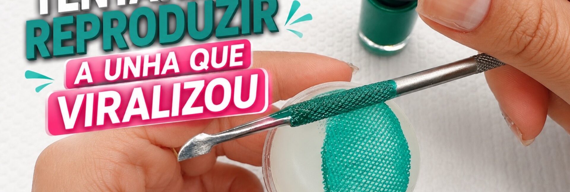 Como reproduzir a unha que viralizou com esmalte verde e carimbo
