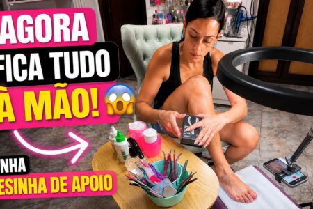 A mesinha que organizou meus materiais de unhas