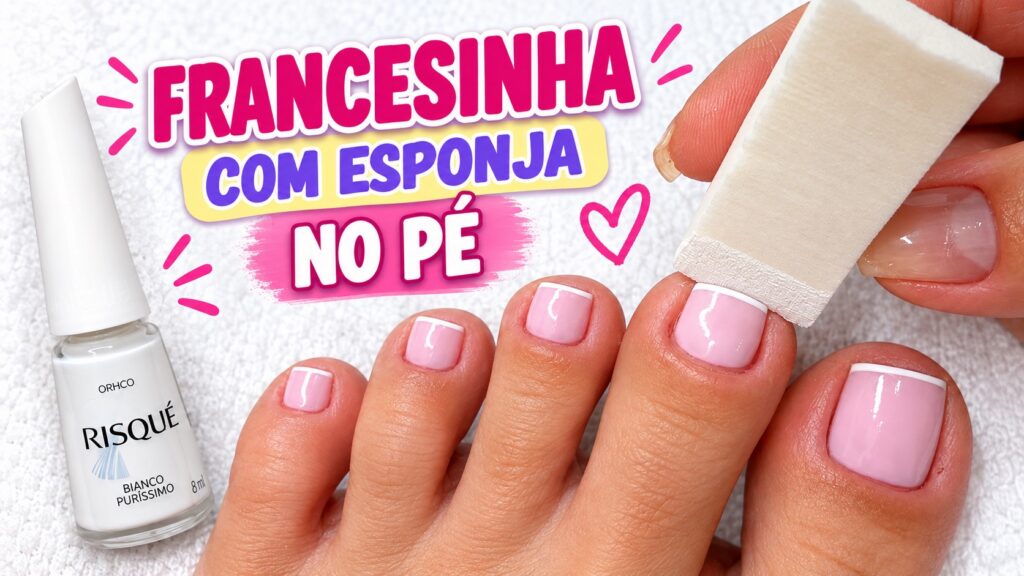 Francesinha nas unhas dos pés com esponjinha